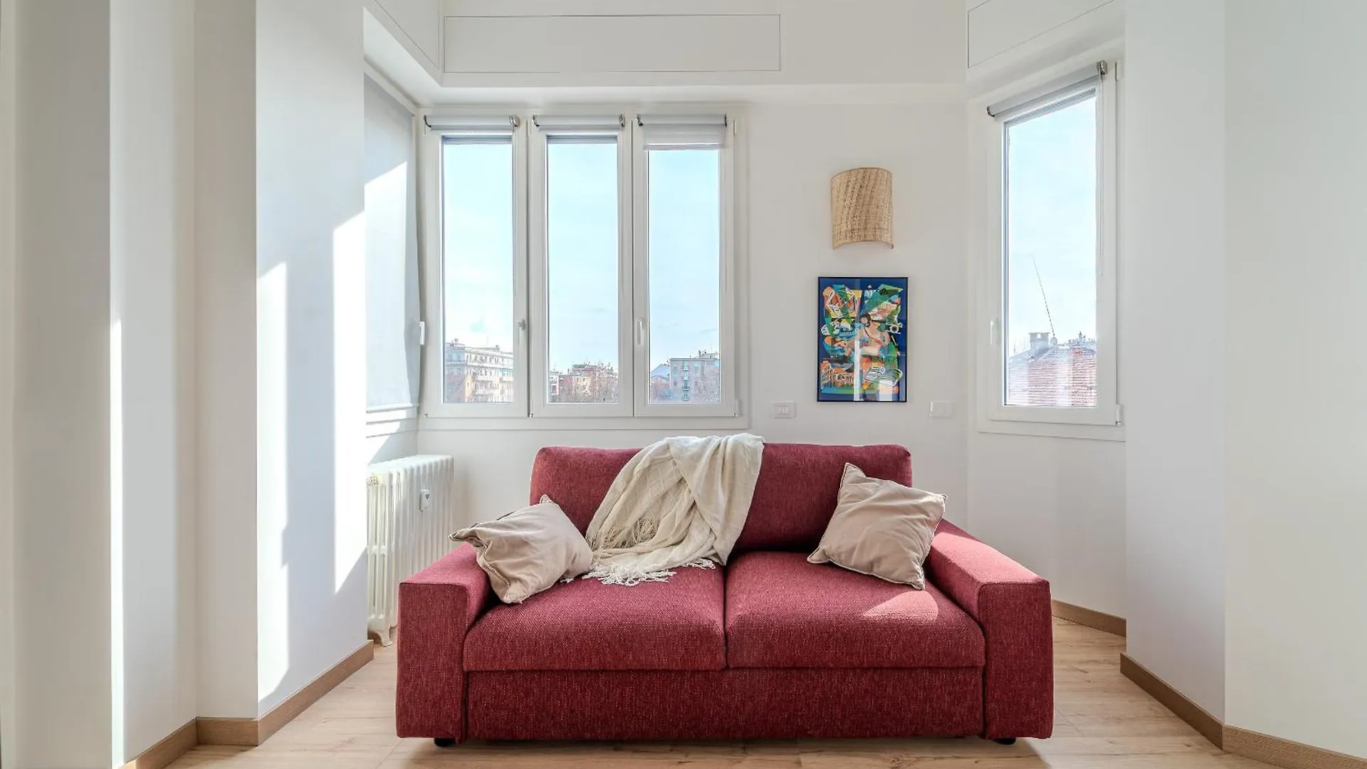 Urban View Apartment - Argonne Milan 0*,  Italy