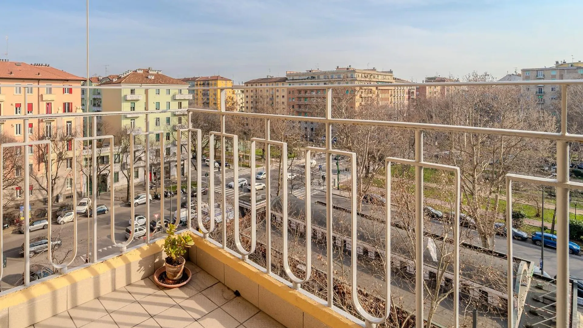 Urban View Apartment - Argonne Milan Italy